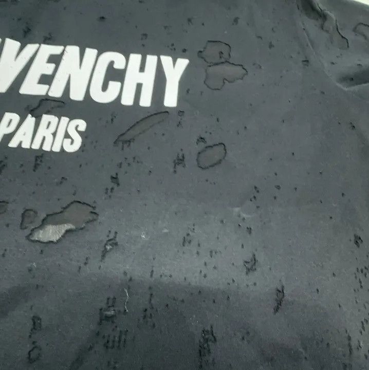 Givenchy Givenchy Distressed Logo Short-Sleeve T-Shirt Size US XS / EU 42 / 0 - 8 Thumbnail