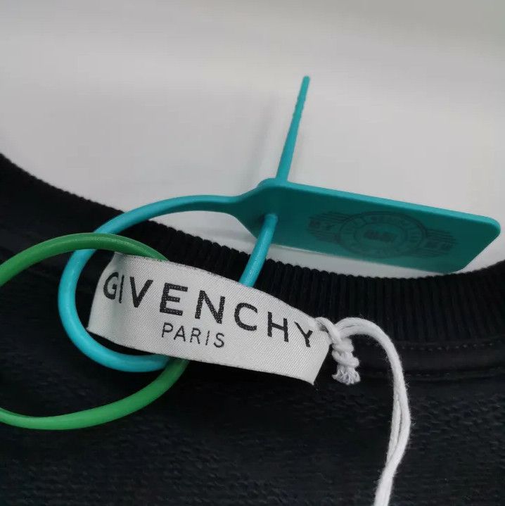 Givenchy Givenchy Logo Round Neck Long Sleeve Sweatshirt Size US XL / EU 56 / 4 - 3 Thumbnail