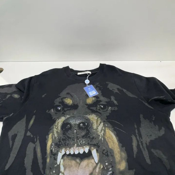 Givenchy Givenchy Classic Dog Print Round Neck Sweatshirt Size US L / EU 52-54 / 3 - 7 Thumbnail