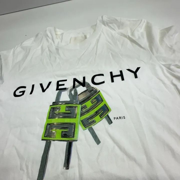 Givenchy Givenchy SS23 Letter Print Short Sleeve T-Shirt Size US XS / EU 42 / 0 - 8 Thumbnail