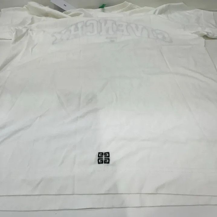 Givenchy Givenchy SS22 Letter Embroidery Short-Sleeve T-Shirt Size US M / EU 48-50 / 2 - 11 Thumbnail