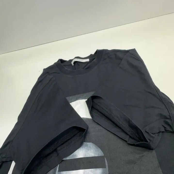 Givenchy Givenchy Casual Round Neck Graphic T-Shirt Size US S / EU 44-46 / 1 - 8 Thumbnail
