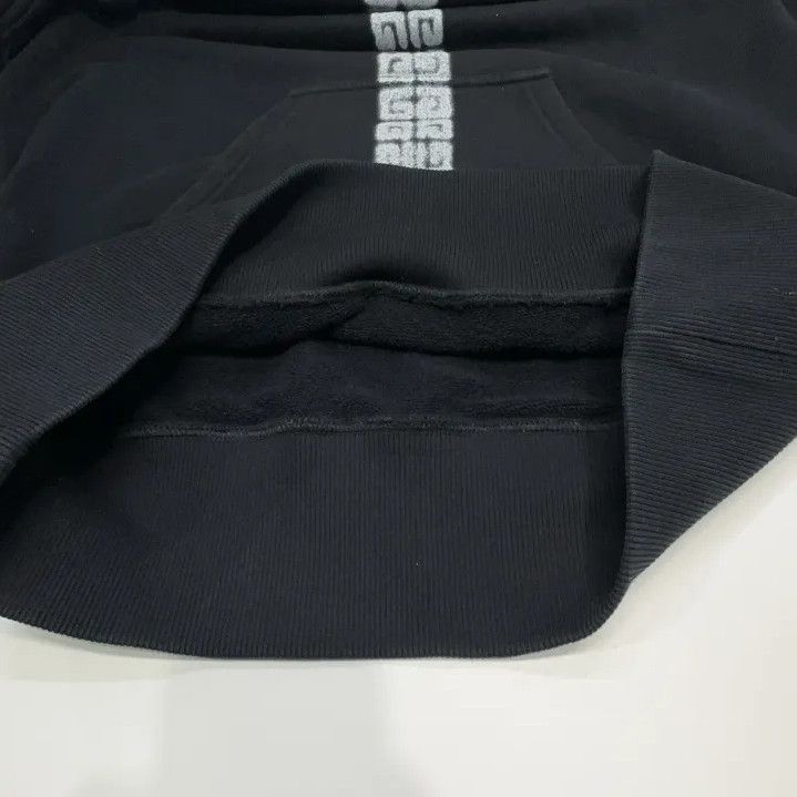 Givenchy Givenchy x Chito SS22 Logo Print Hoodie Size US M / EU 48-50 / 2 - 9 Thumbnail