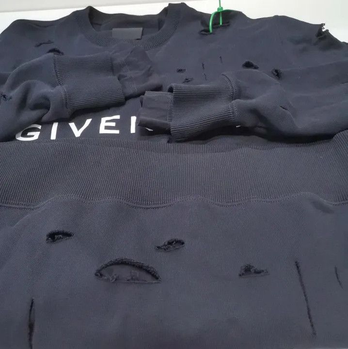 Givenchy GIVENCHY SS23 Tear Effect Logo Print Sweatshirt Size US S / EU 44-46 / 1 - 6 Thumbnail
