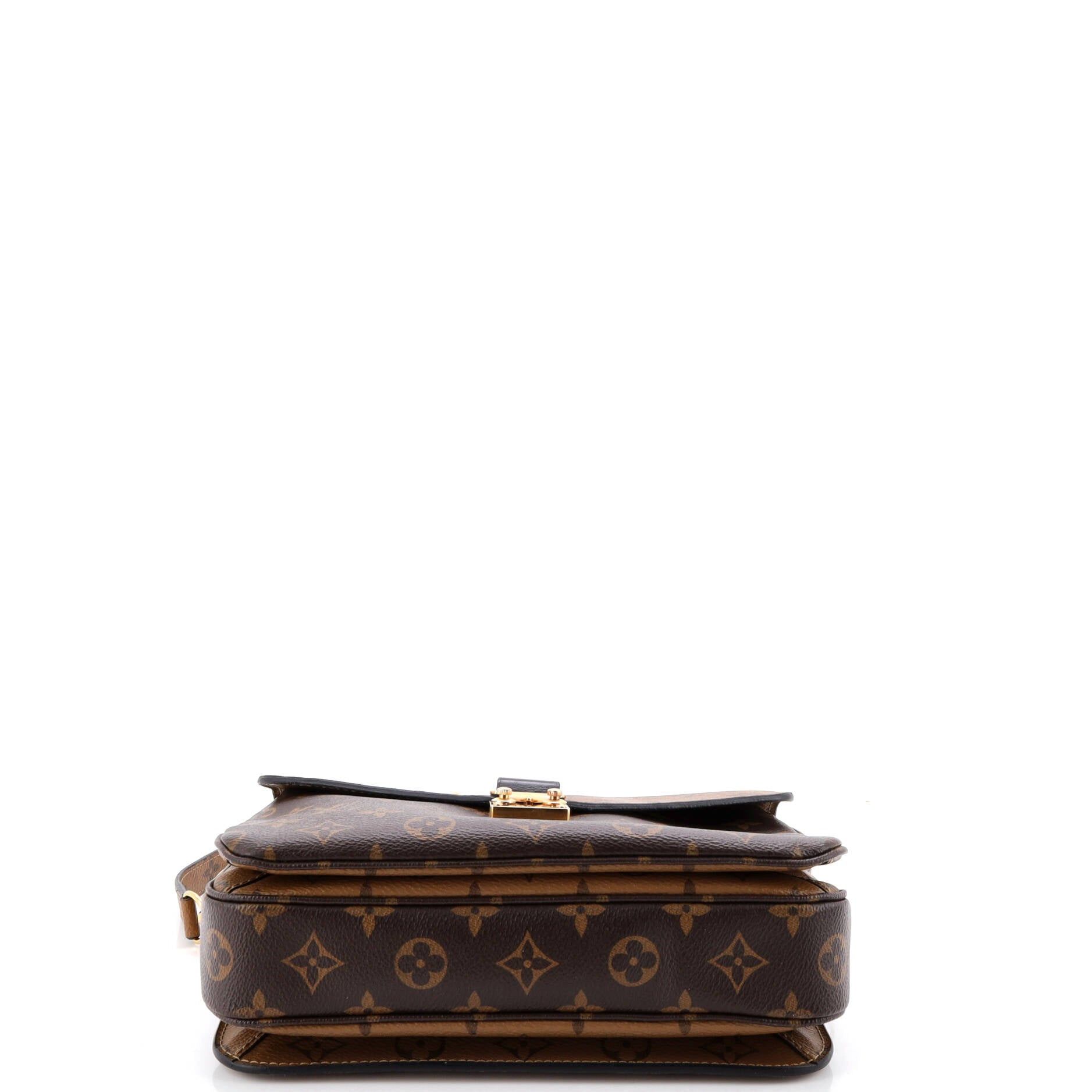 Louis Vuitton Pochette Metis Size ONE SIZE - 4 Thumbnail