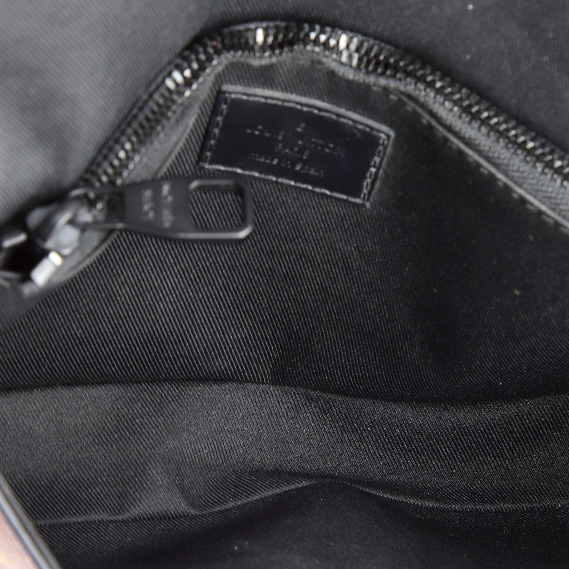 Louis Vuitton S Lock Sling Bag Size ONE SIZE - 5 Thumbnail
