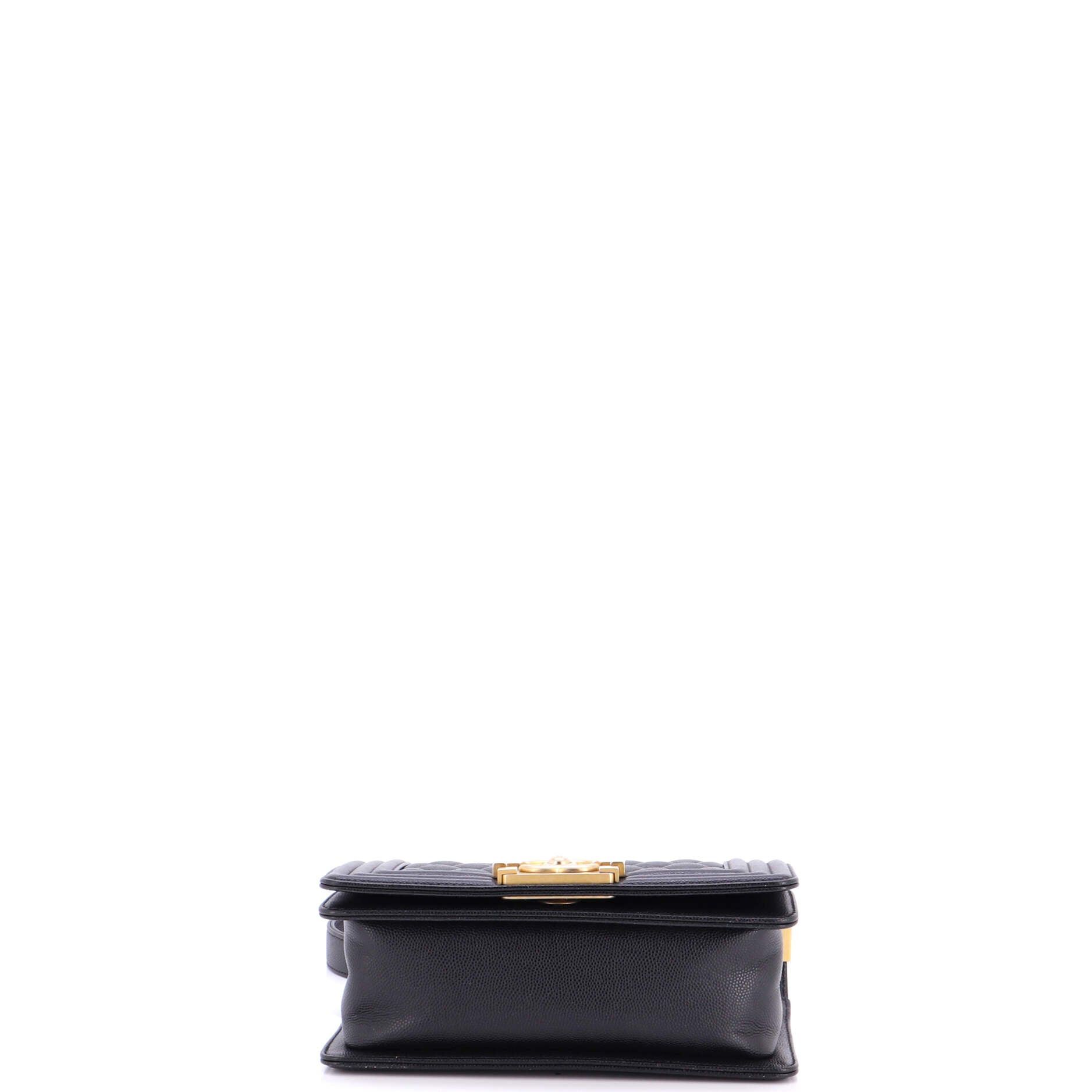 Chanel Boy Flap Bag Size ONE SIZE - 5 Thumbnail