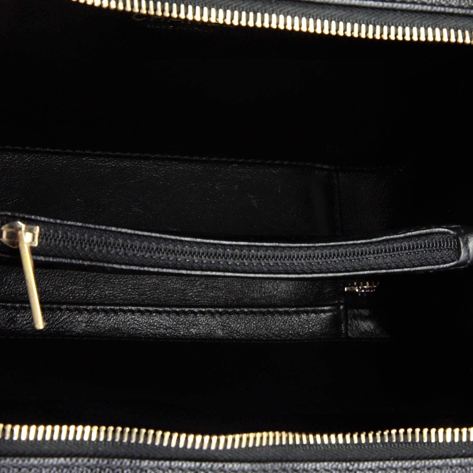 Chanel Filigree Vanity Case Size ONE SIZE - 6 Thumbnail