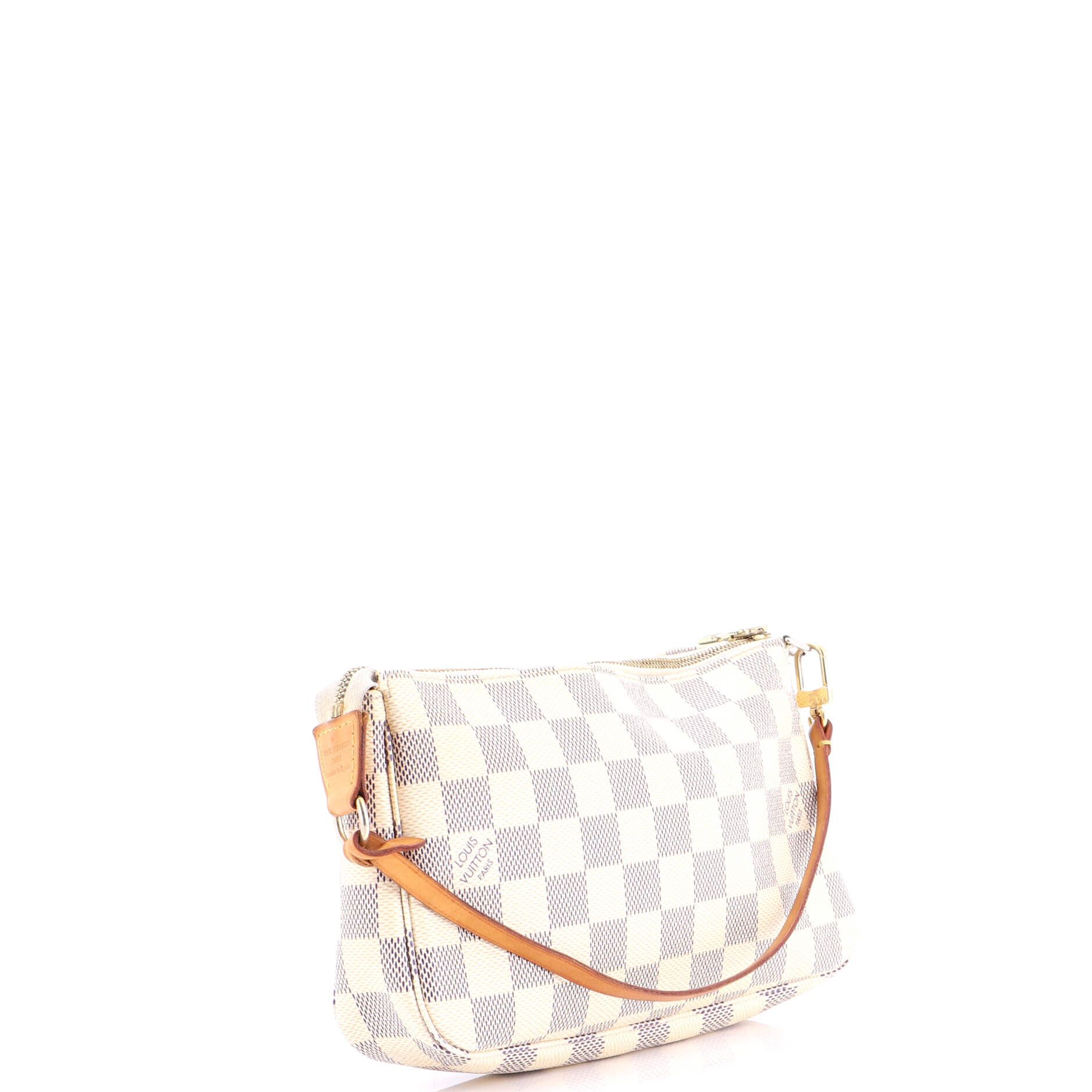 Louis Vuitton Pochette Accessoires Size ONE SIZE - 2 Thumbnail