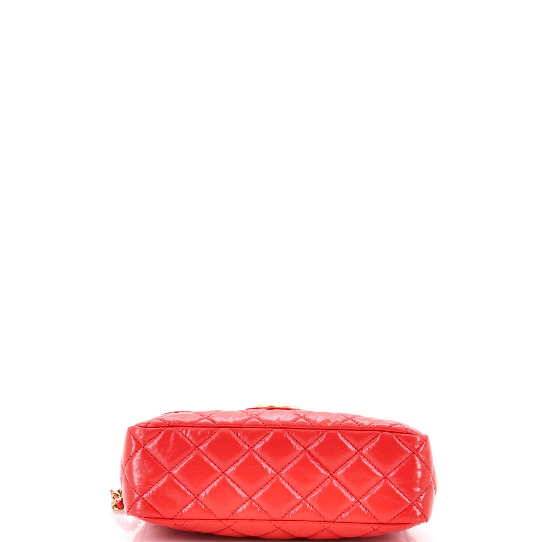 Chanel Wavy CC Hobo Size ONE SIZE - 4 Thumbnail