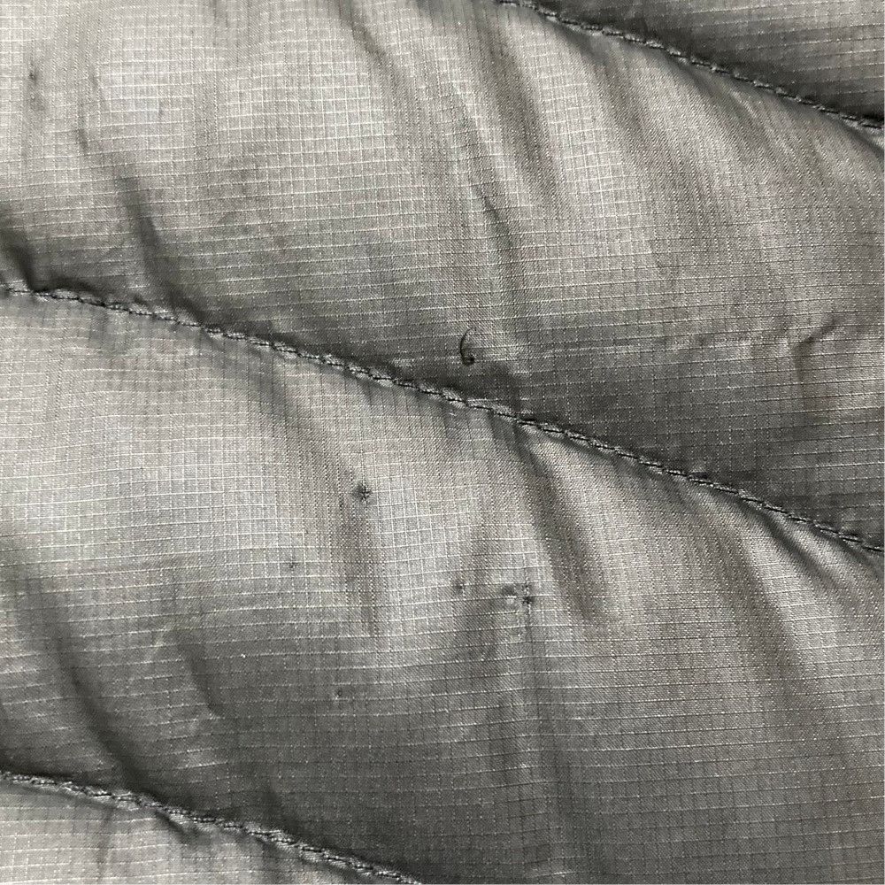 Other Other Patagonia Down Sweater Down Hoodie Jacket Textile Outerwear 84710 DUTY FREE for USA Size ONE SIZE - 7 Thumbnail