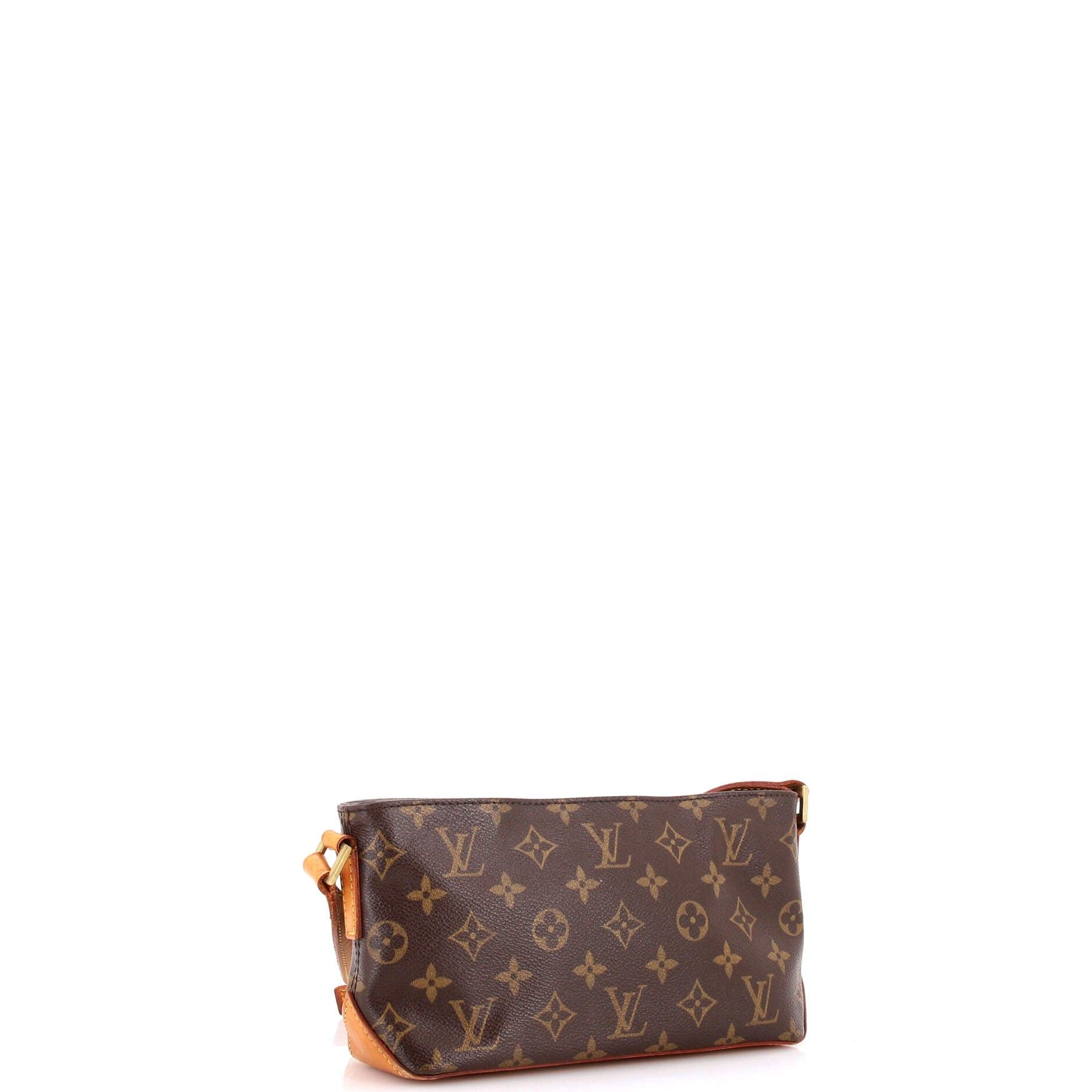Louis Vuitton Trotteur Handbag Size ONE SIZE - 2 Thumbnail
