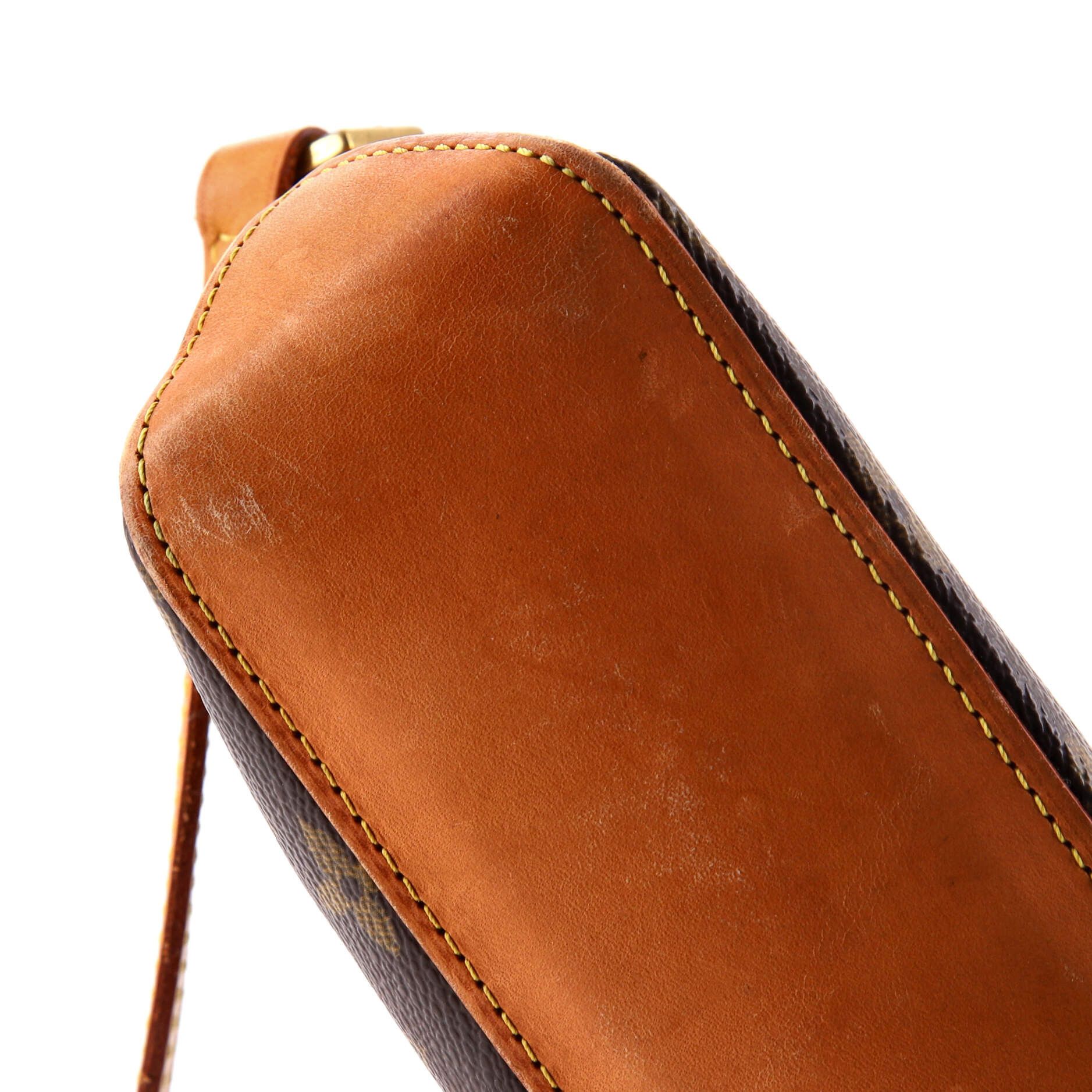 Louis Vuitton Trotteur Handbag Size ONE SIZE - 6 Thumbnail