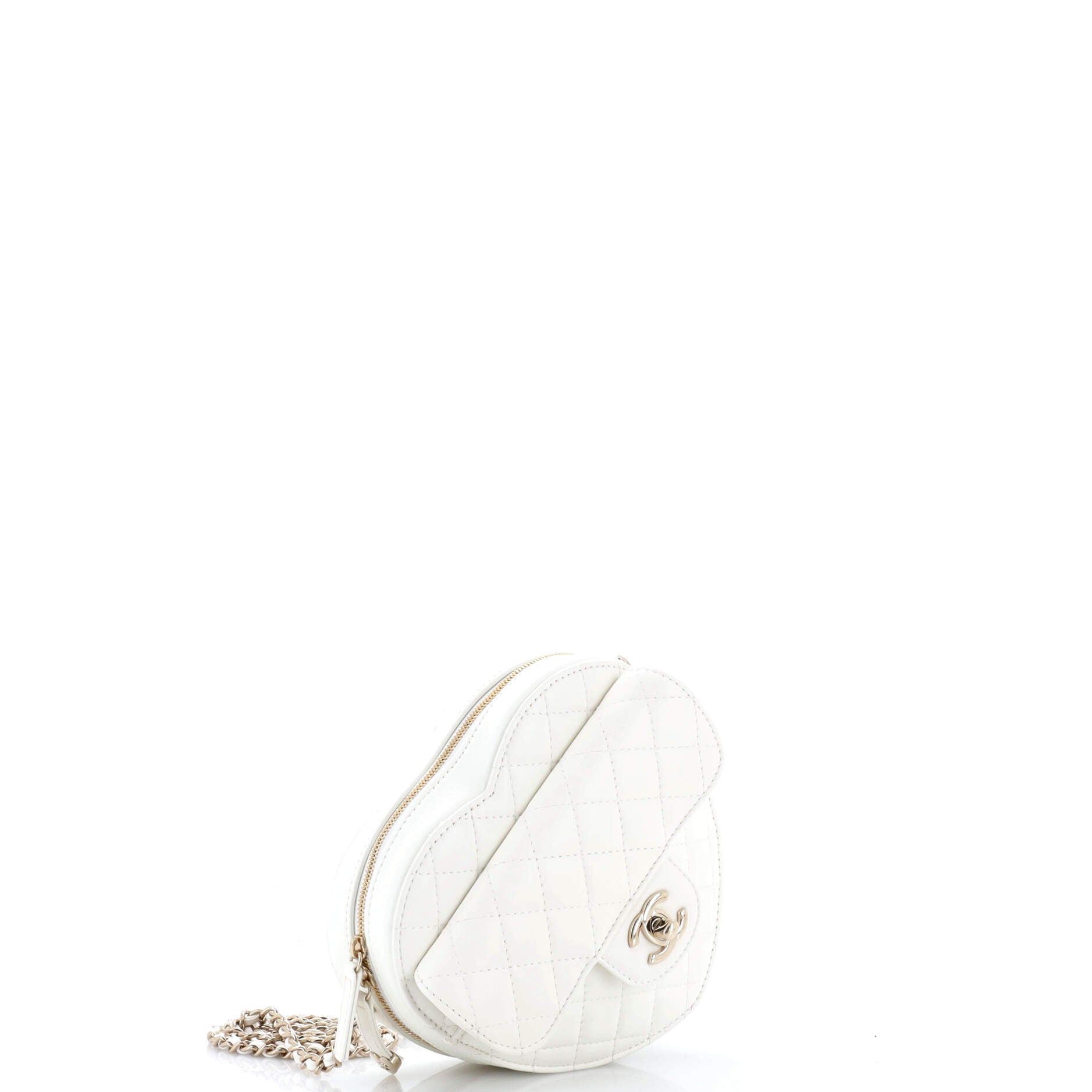 Chanel CC in Love Heart Bag Size ONE SIZE - 2 Thumbnail