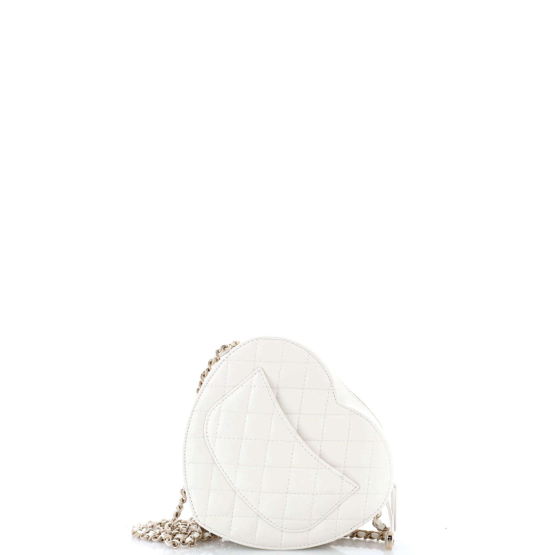 Chanel CC in Love Heart Bag Size ONE SIZE - 3 Thumbnail
