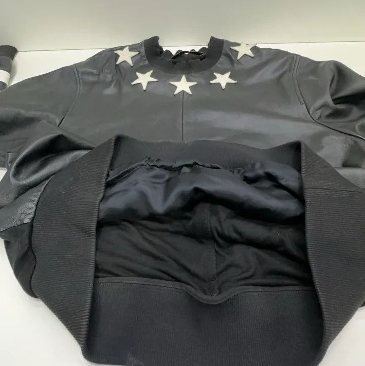 Givenchy Givenchy Star-Embellished Black Bomber Jacket Size US M / EU 48-50 / 2 - 8 Thumbnail