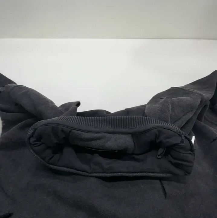 Givenchy Givenchy SS23 Tear Detail Logo Print Sweatshirt Size US L / EU 52-54 / 3 - 8 Thumbnail