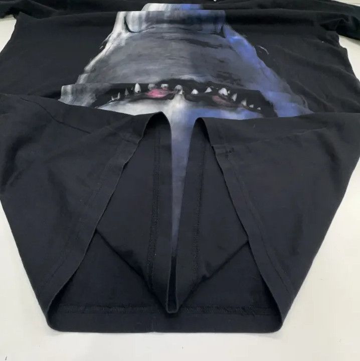 Givenchy Givenchy Shark Print Unisex Short Sleeve T-Shirt Size US S / EU 44-46 / 1 - 12 Thumbnail