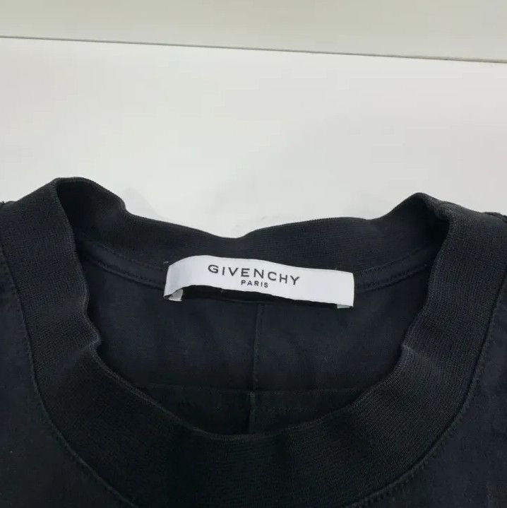 Givenchy Givenchy Shark Print Unisex Short Sleeve T-Shirt Size US S / EU 44-46 / 1 - 4 Thumbnail
