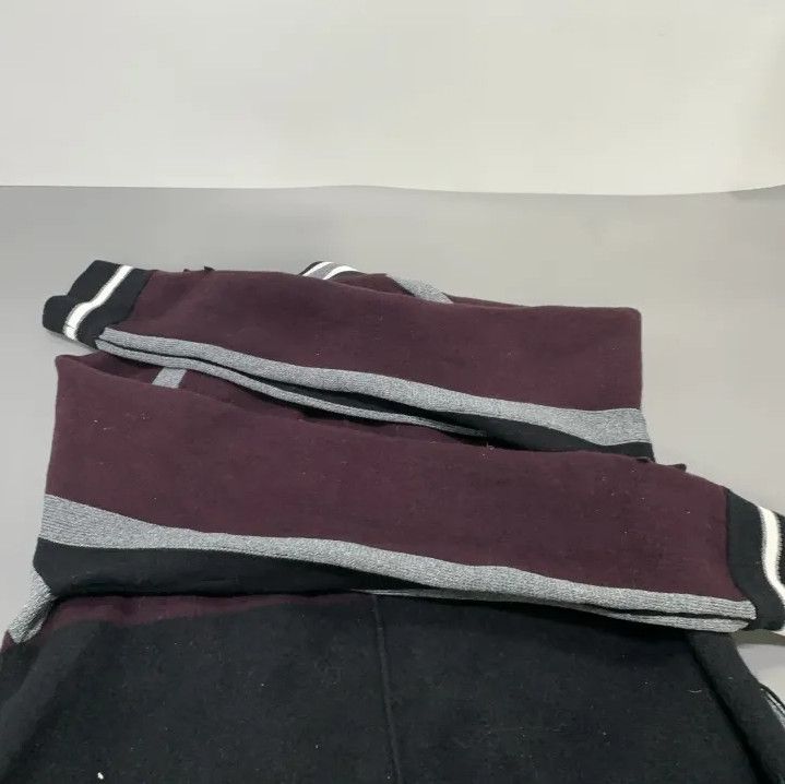 Givenchy Givenchy Unisex Single-Breasted Wool Knit Sweater Size US S / EU 44-46 / 1 - 9 Thumbnail