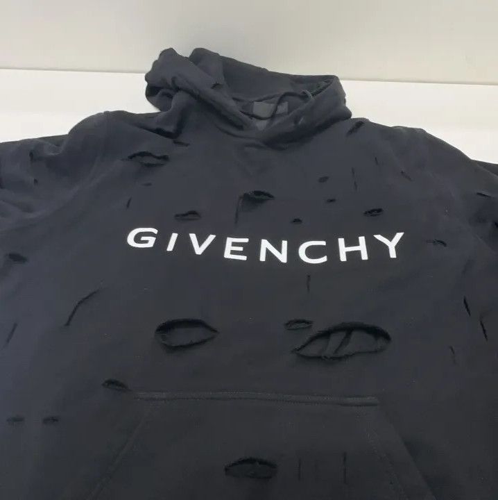 Givenchy Givenchy SS23 Logo Distressed Drawstring Hoodie Size US XS / EU 42 / 0 - 6 Thumbnail