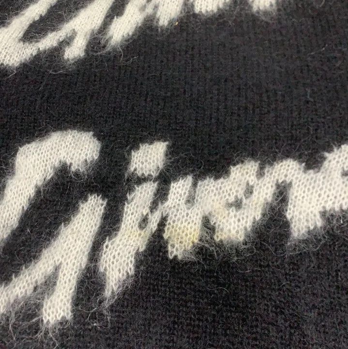 Givenchy Givenchy SS23 Letter Print Mohair Crewneck Sweater Size US M / EU 48-50 / 2 - 10 Thumbnail