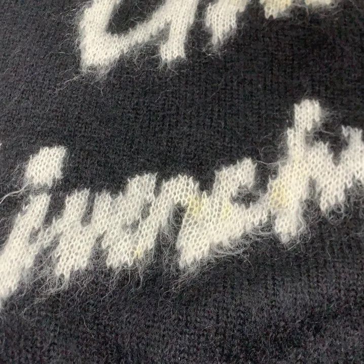 Givenchy Givenchy SS23 Letter Print Mohair Crewneck Sweater Size US M / EU 48-50 / 2 - 11 Thumbnail