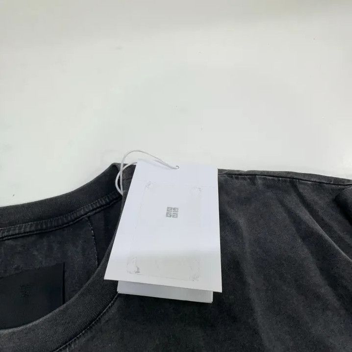 Givenchy Givenchy FW22 Logo Print Crewneck Short-Sleeve T-Shirt Size US S / EU 44-46 / 1 - 7 Thumbnail