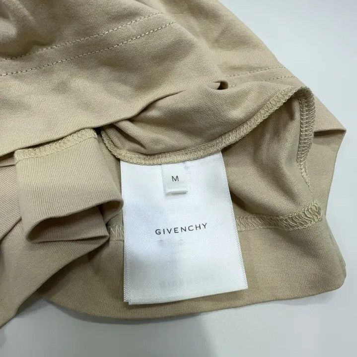 Givenchy Givenchy SS22 Logo Embroidered Short Sleeve T-Shirt Size US M / EU 48-50 / 2 - 7 Thumbnail