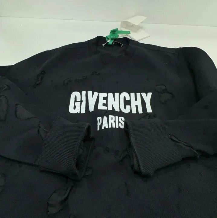 Givenchy Givenchy Solid Print Letter Distressed Sweatshirt Size US S / EU 44-46 / 1 - 8 Thumbnail
