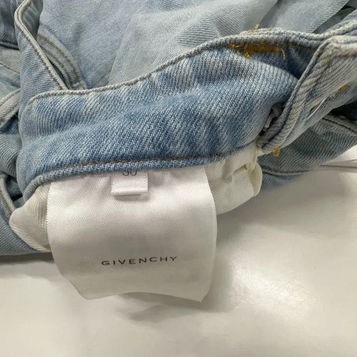 Givenchy Givenchy SS23 Light Washed Wide-Leg Jeans Size US 30 / EU 46 - 5 Thumbnail