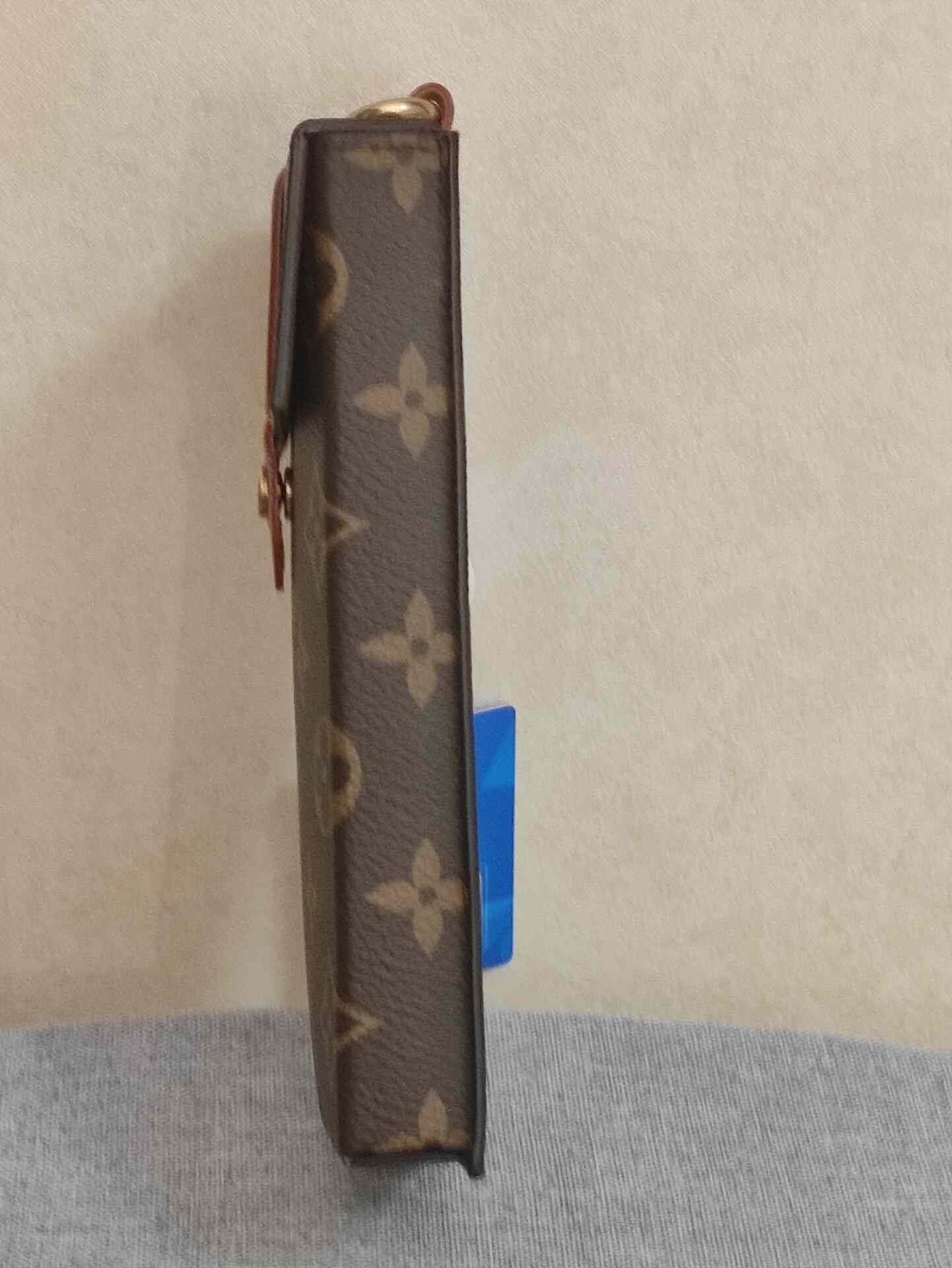 Louis Vuitton Louis Vuitton 2019 Monogram Cigarette Case Size ONE SIZE - 4 Thumbnail