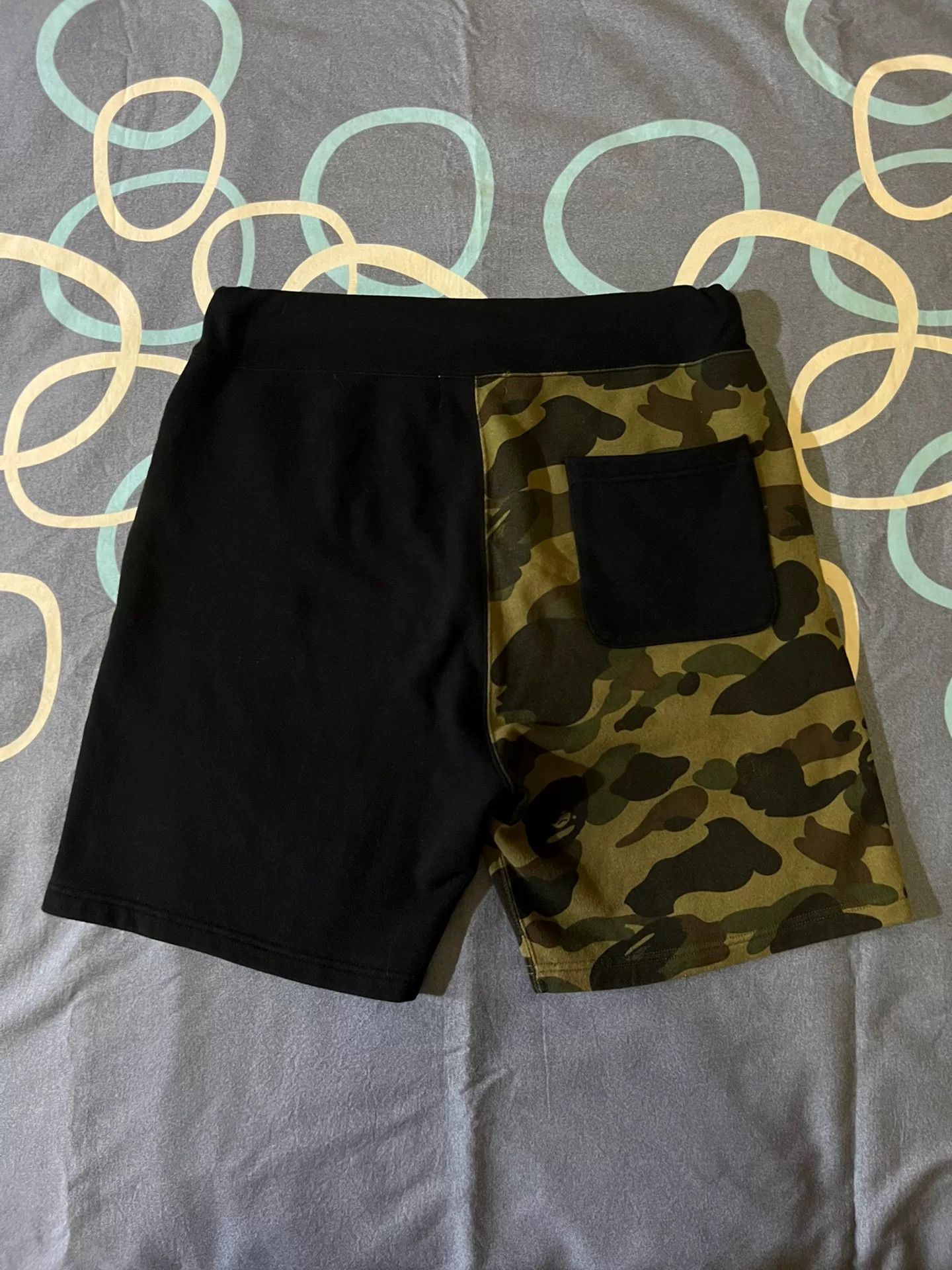 Bape Bape Classic Shark Camo Casual Shorts Size US 32 / EU 48 - 2 Thumbnail
