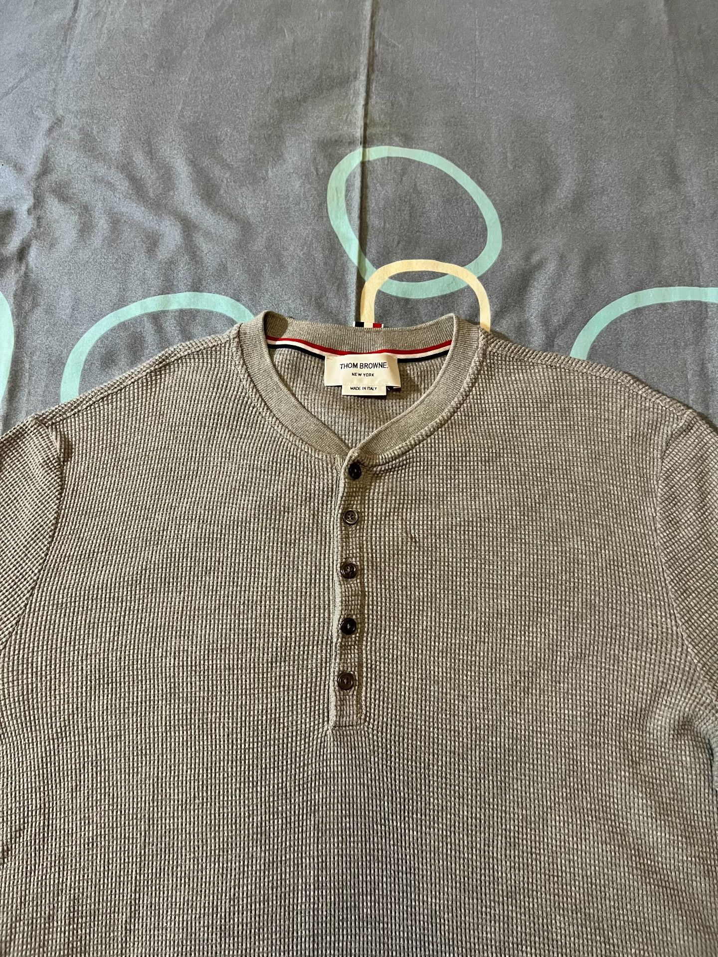 Thom Browne Thom Browne 4-Bar Waffle Henley Sweatshirt Size US L / EU 52-54 / 3 - 2 Thumbnail