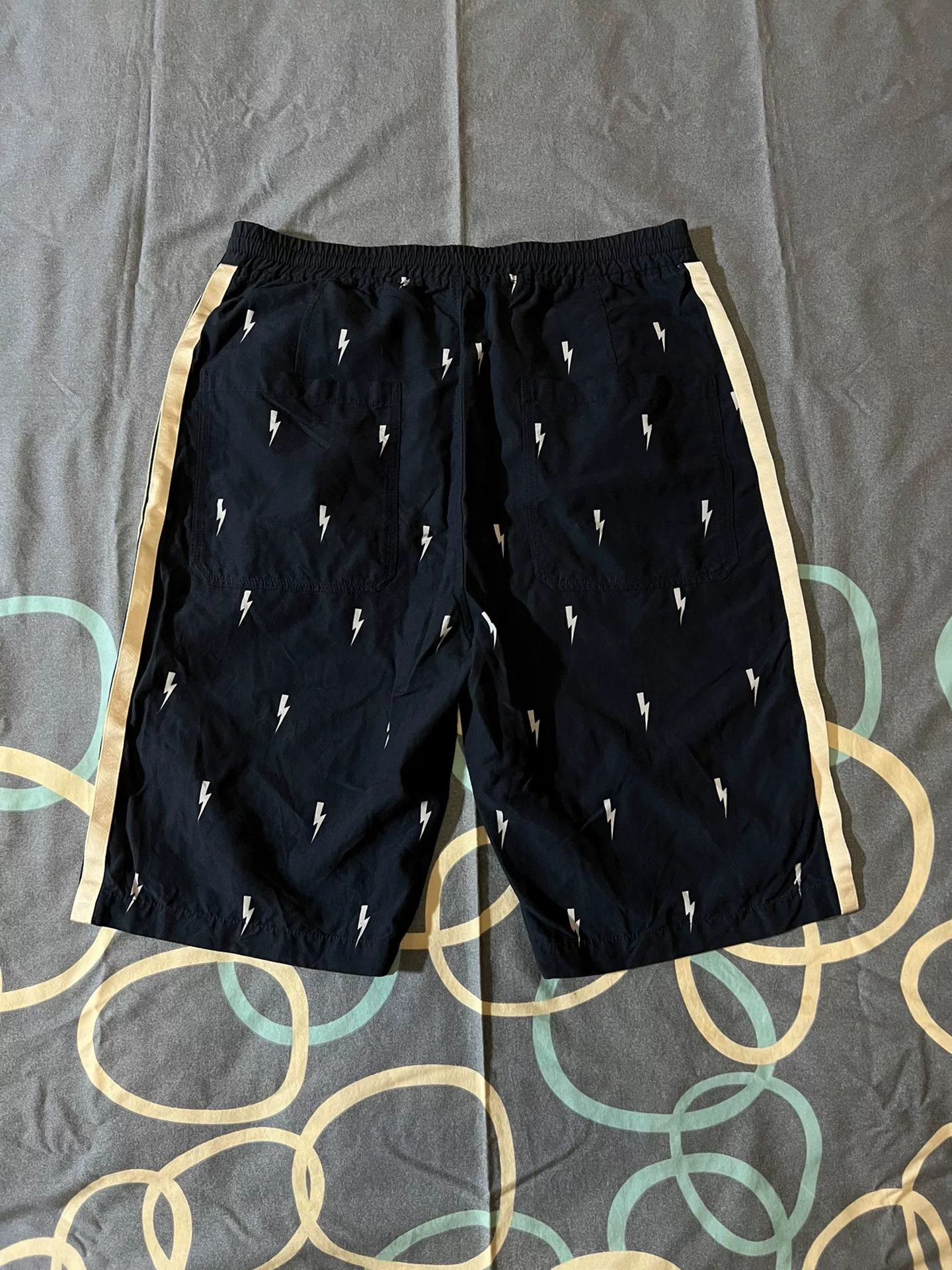 Neil Barrett Neil Barrett Lightning Trim Spliced Casual Shorts Size US 32 / EU 48 - 3 Thumbnail