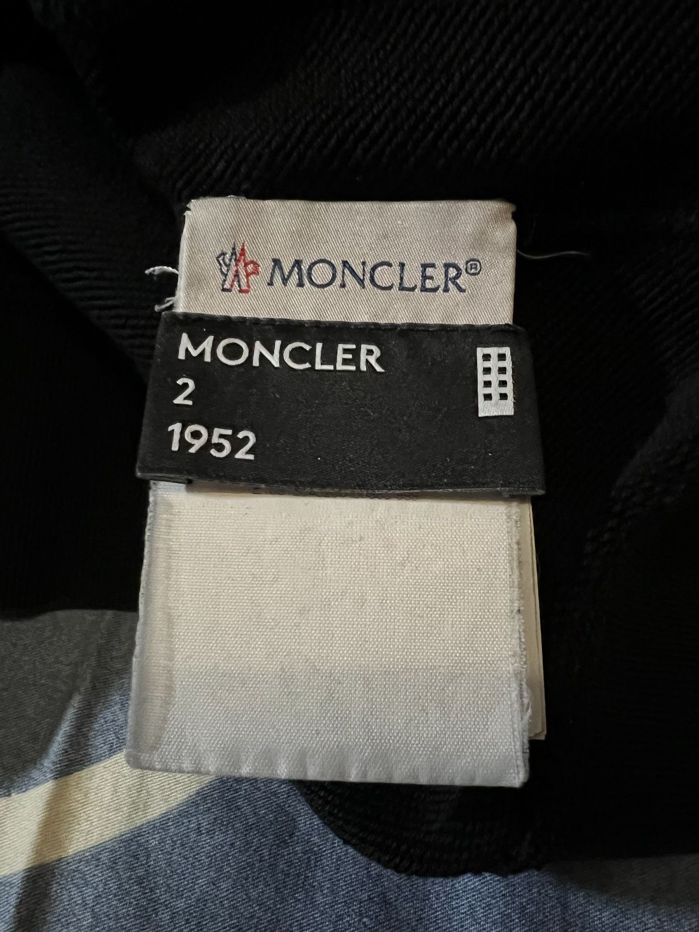Moncler Moncler x AMI Limited Coral Fleece Sweatshirt Size US XXL / EU 58 / 5 - 6 Thumbnail