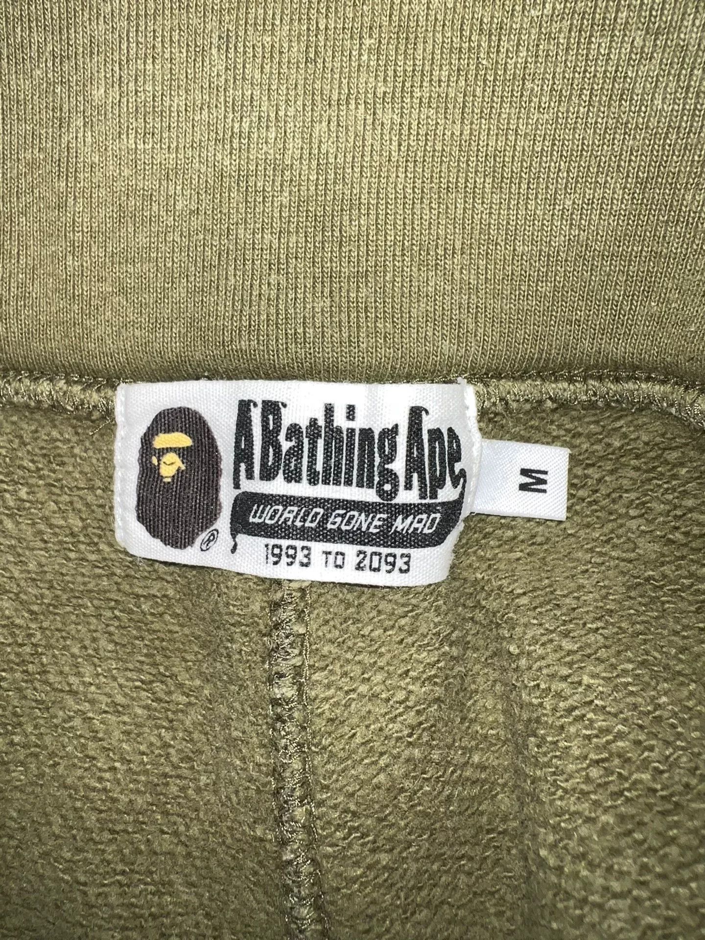 Bape Bape Camo Shark Mouth Cargo Shorts Size US 30 / EU 46 - 4 Thumbnail