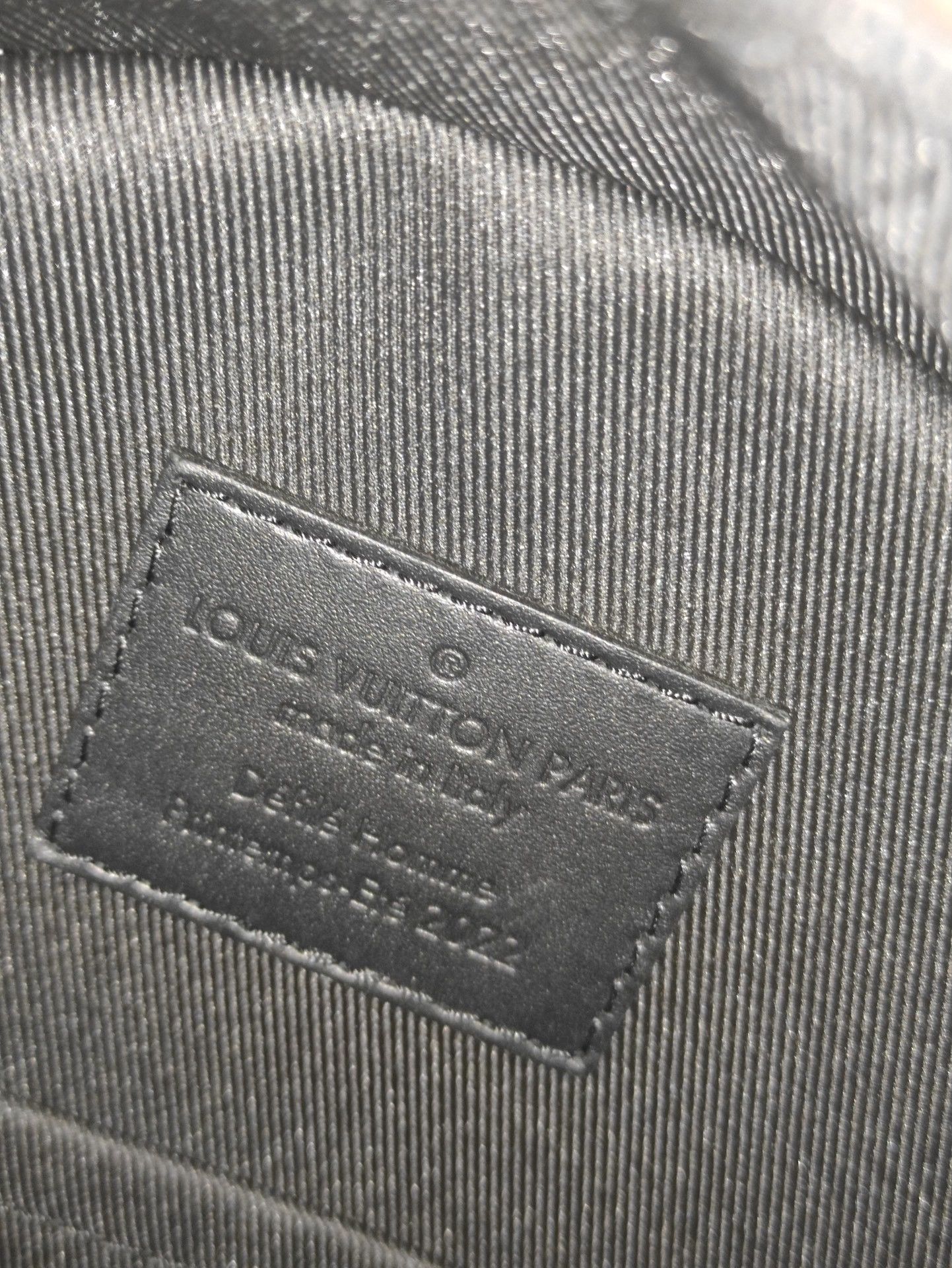 Louis Vuitton Louis Vuitton 22SS Monogram Tire Bag Size ONE SIZE - 5 Thumbnail