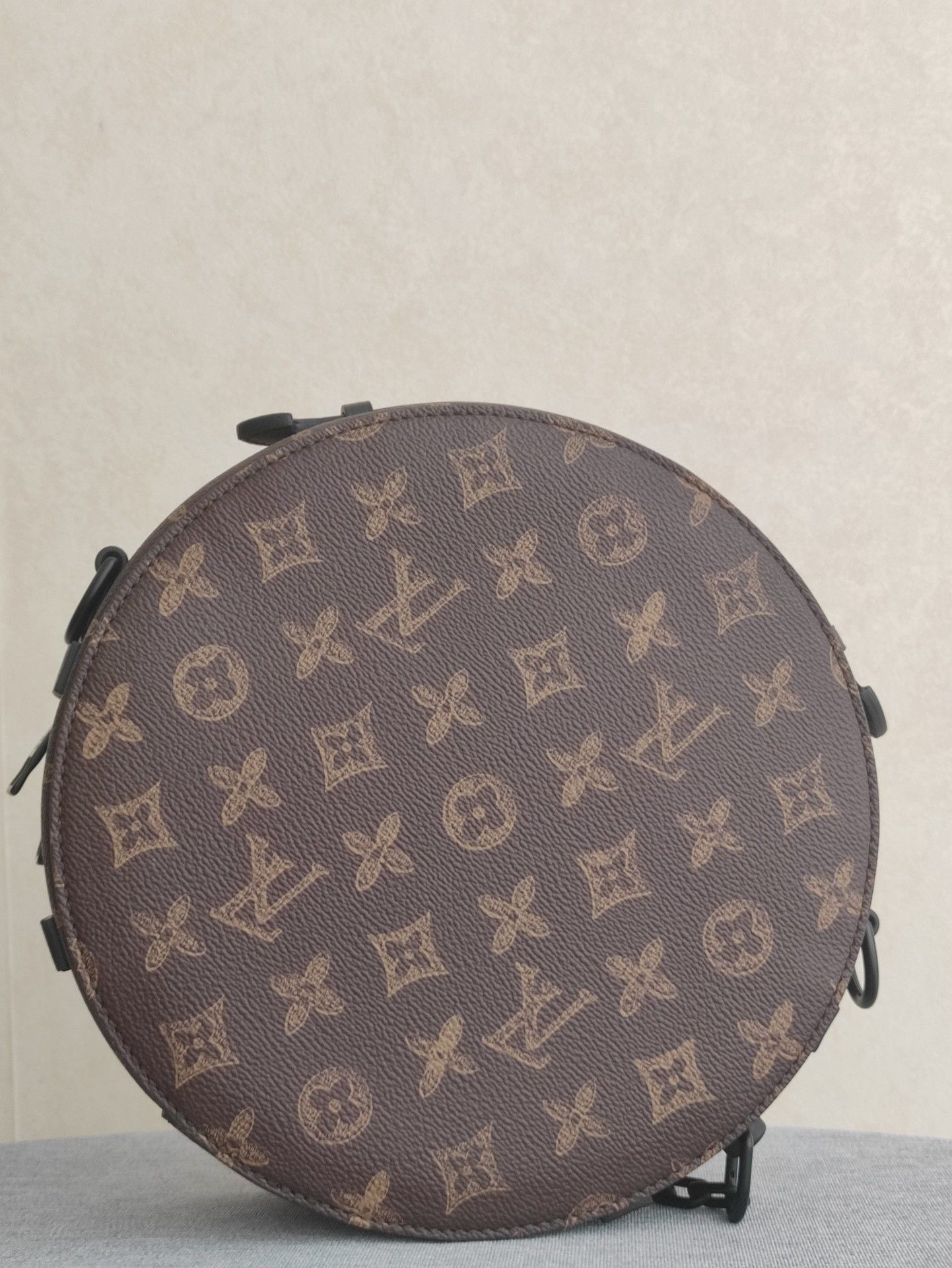Louis Vuitton Louis Vuitton 22SS Monogram Tire Bag Size ONE SIZE - 4 Thumbnail