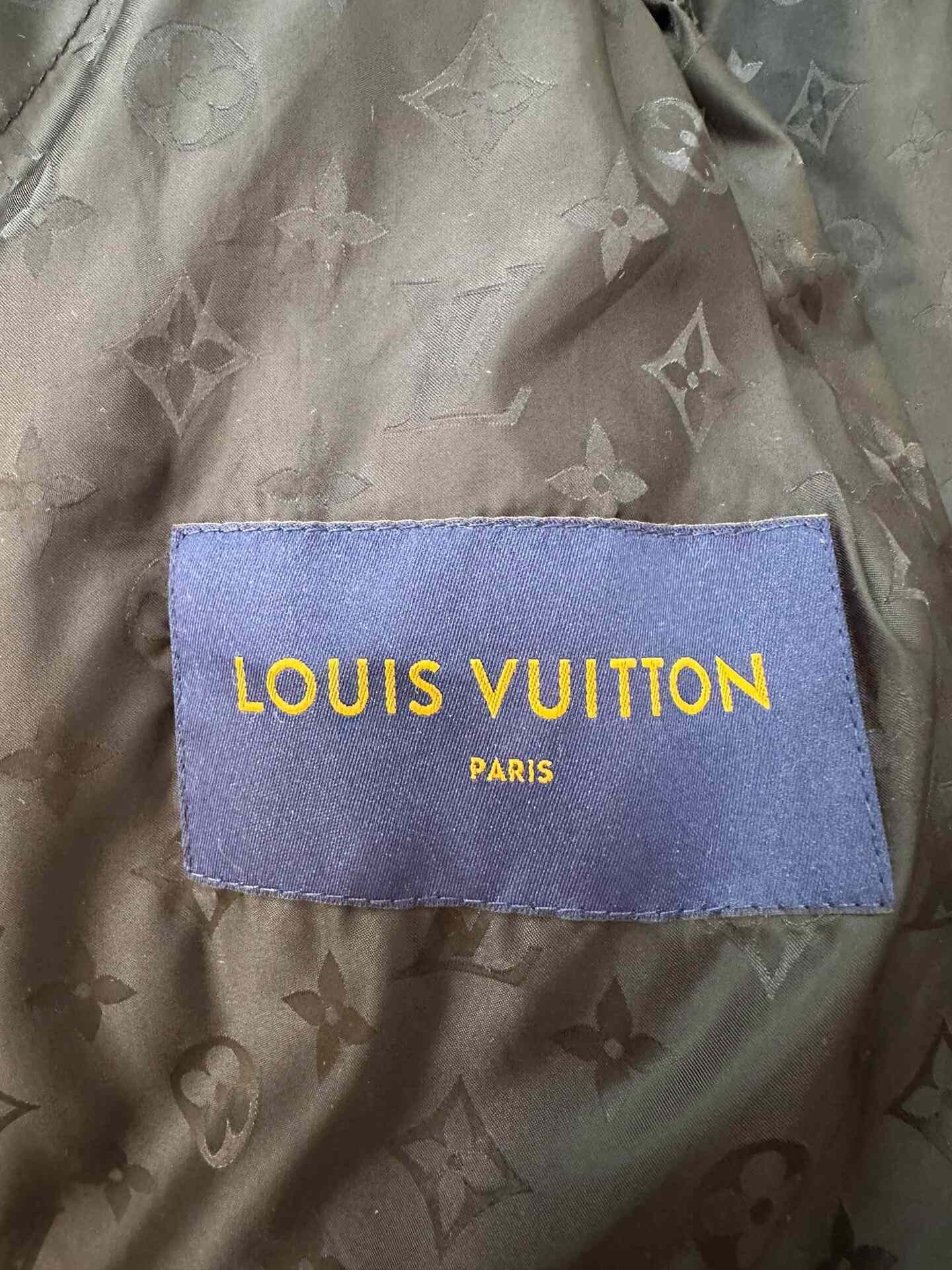 Louis Vuitton Louis Vuitton Black Multi-Pocket Coach Jacket Size US M / EU 48-50 / 2 - 6 Thumbnail