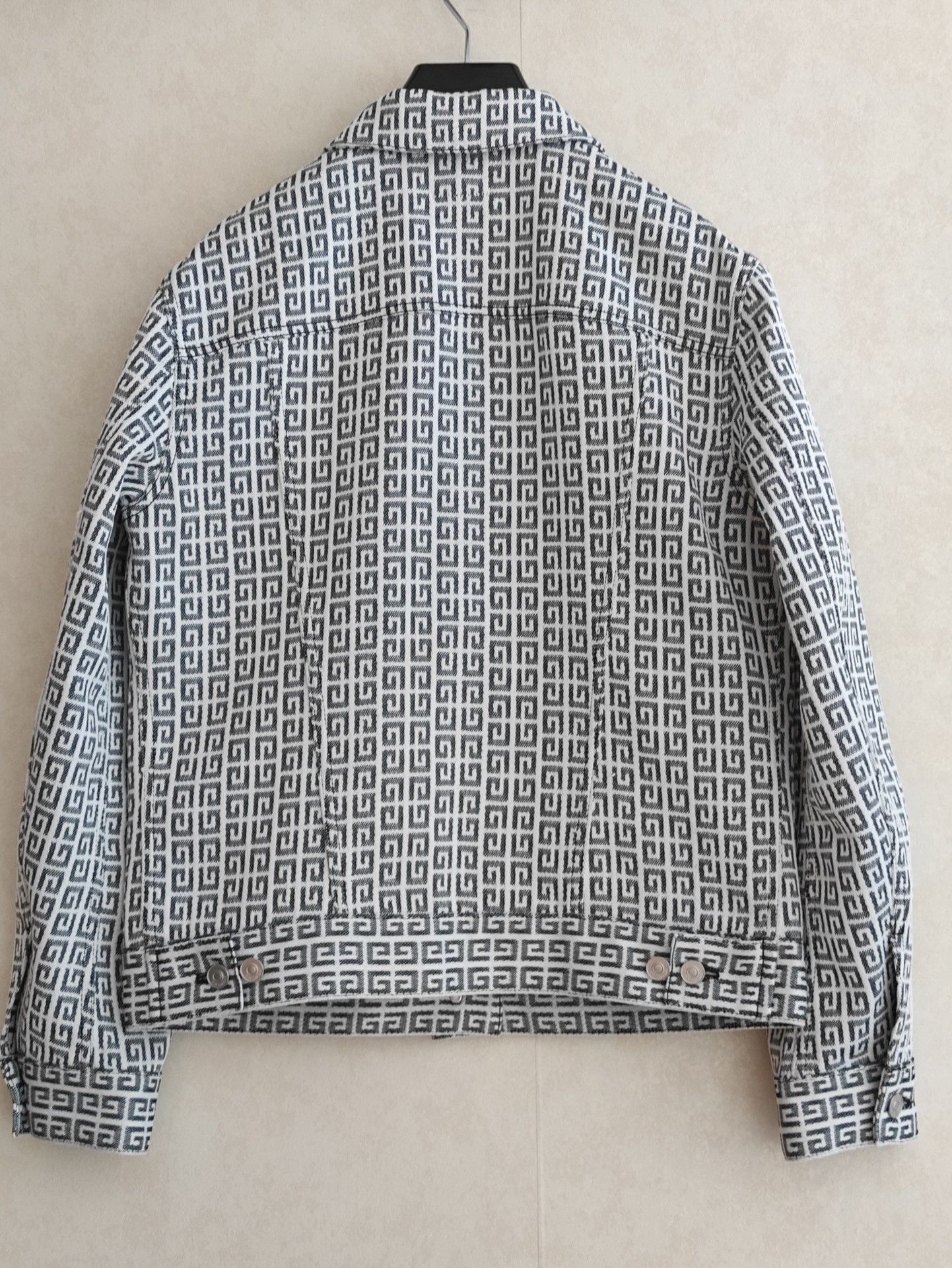 Givenchy Givenchy 4G Logo White Denim Jacket Size US S / EU 44-46 / 1 - 2 Thumbnail