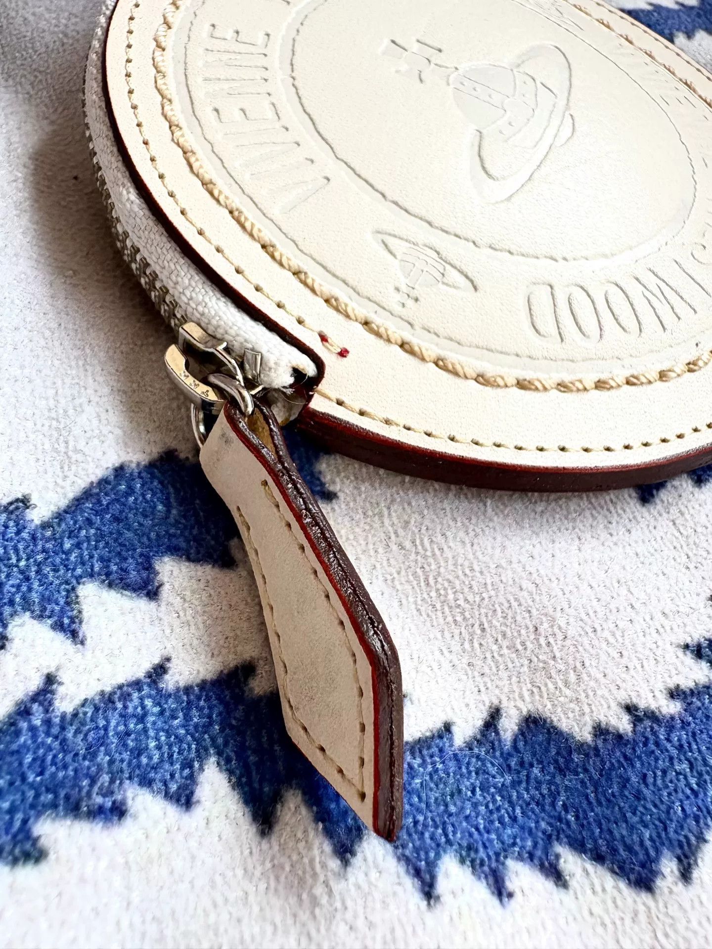 Vivienne Westwood Vivienne Westwood Vintage White Round Coin Purse Size ONE SIZE - 4 Thumbnail