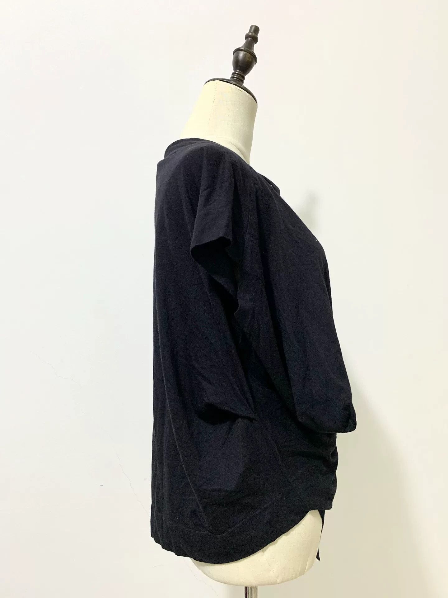 Vivienne Westwood Vivienne Westwood Vintage Embossed T-shirt Size M / US 6-8 / IT 42-44 - 5 Thumbnail