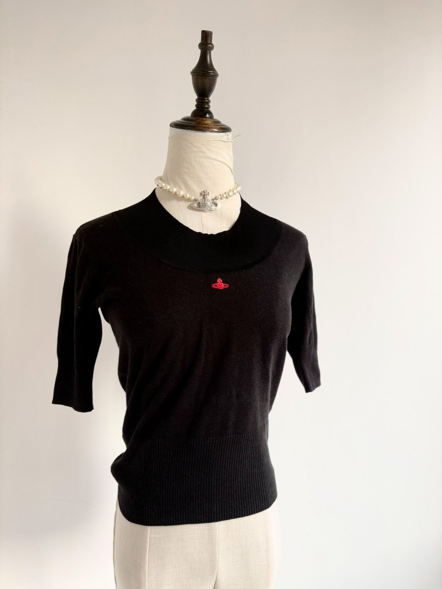 Vivienne Westwood Vivienne Westwood Saturn Short-Sleeve Knit Size M / US 6-8 / IT 42-44 - 2 Thumbnail