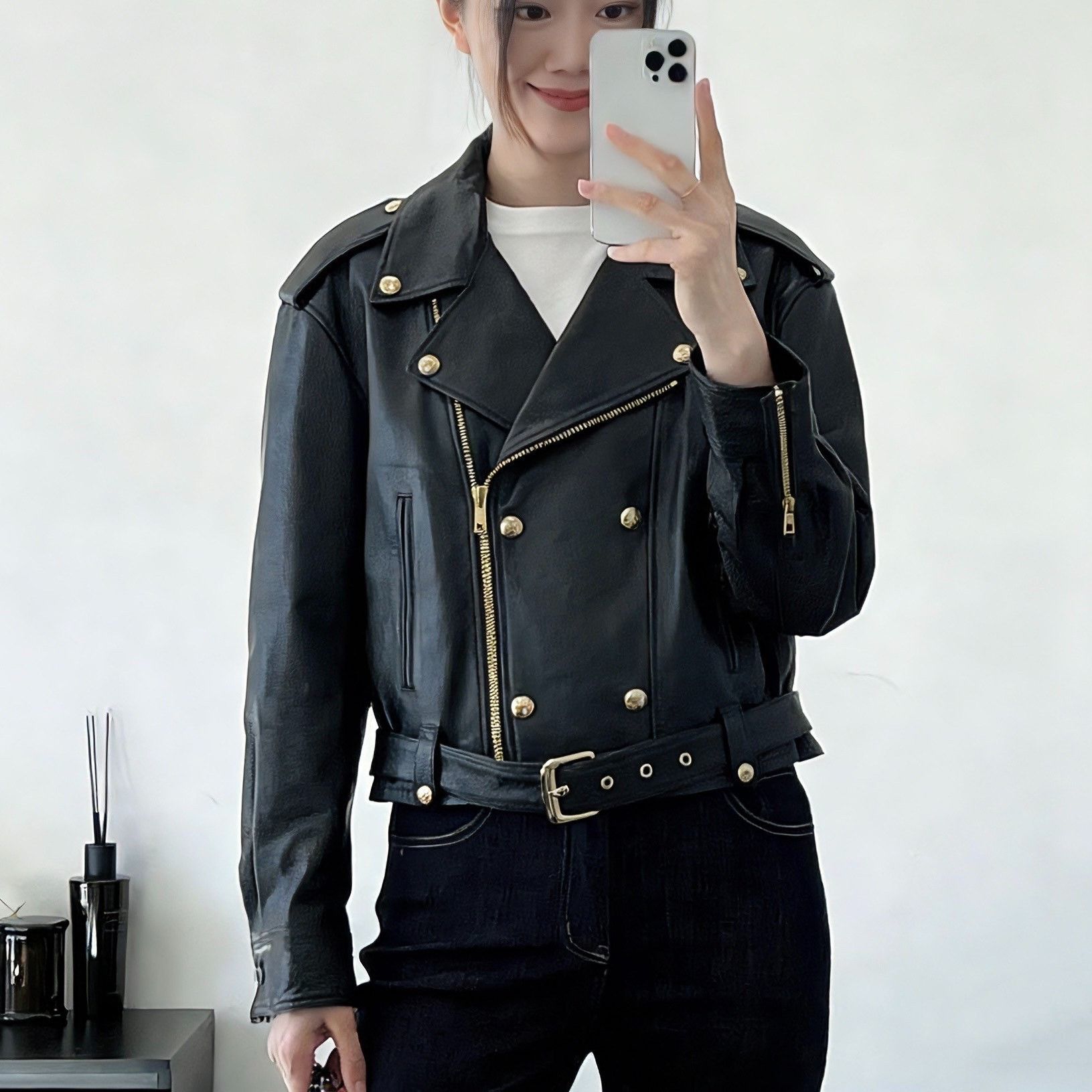 Celine CELINE SS23 Solid Zip Trapezoid Collar Leather Jacket Size XS / US 0-2 / IT 36-38 - 8 Thumbnail