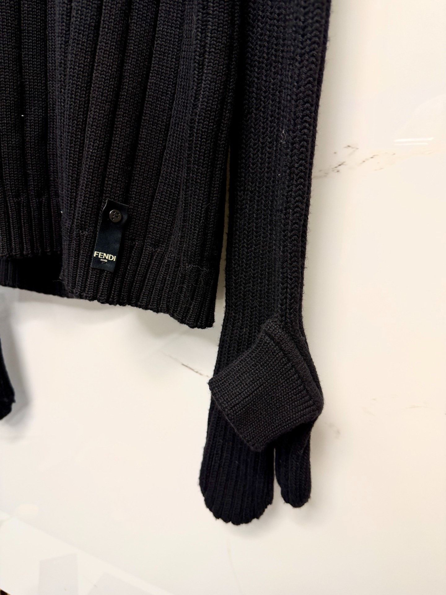 Fendi Fendi Two-Piece Glove Turtleneck Sweater Size US M / EU 48-50 / 2 - 2 Thumbnail