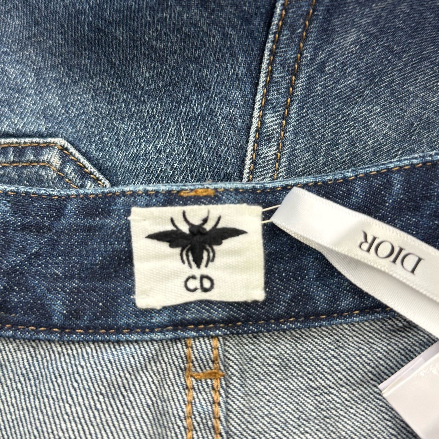 Dior Dior FW24 Solid Zip Pocket Denim Shorts Size 34" / US 12 / IT 48 - 4 Thumbnail