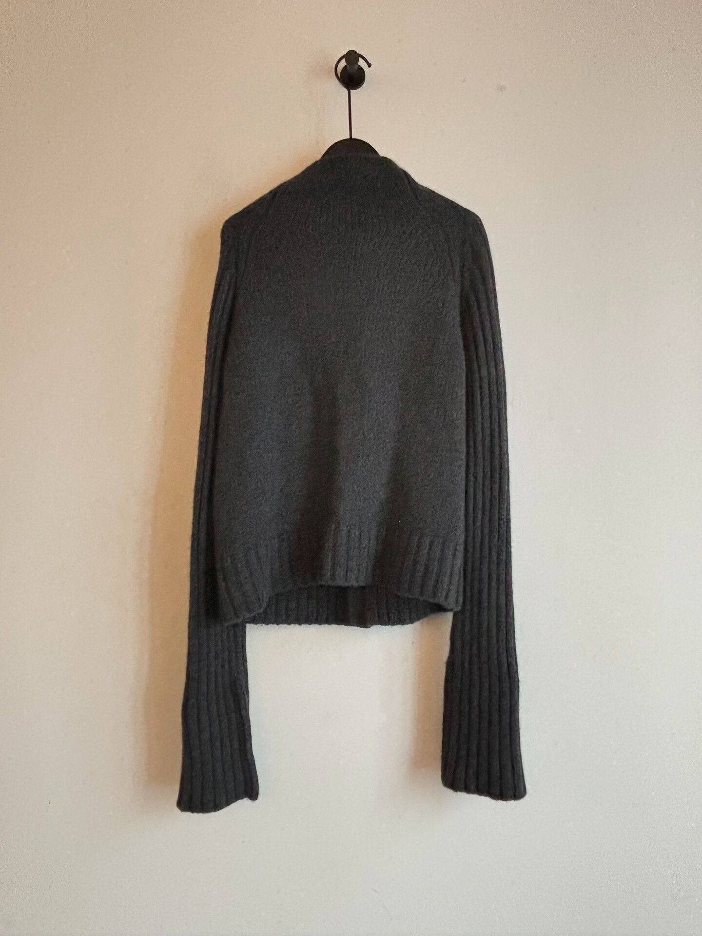 Yohji Yamamoto Yohji Yamamoto Ashen High-Neck Sweater Size M / US 6-8 / IT 42-44 - 5 Thumbnail