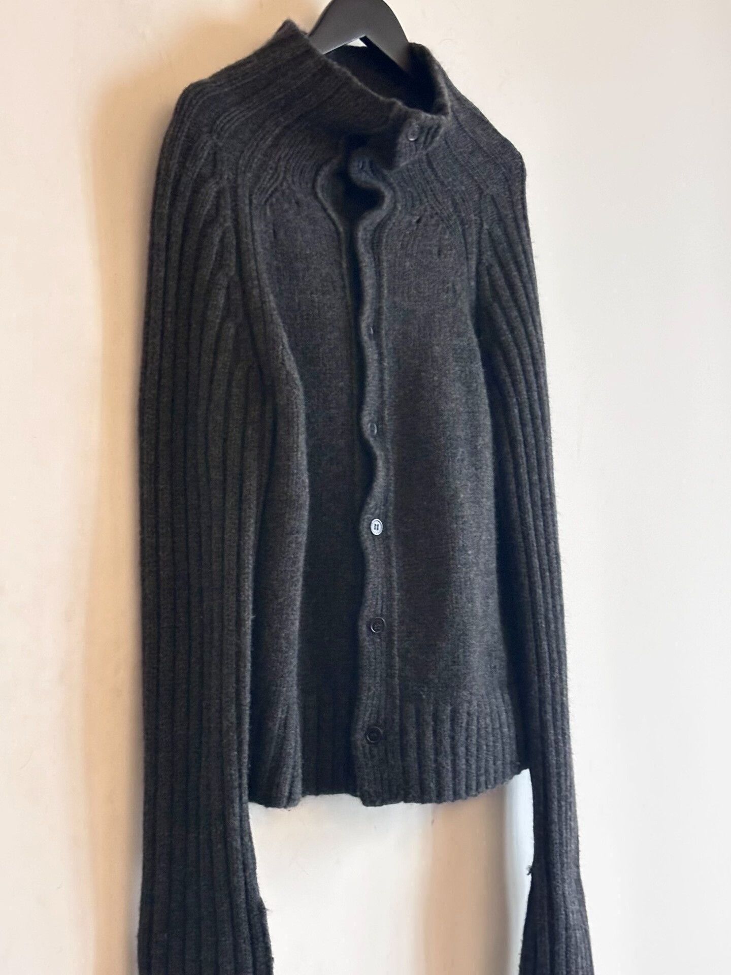Yohji Yamamoto Yohji Yamamoto Ashen High-Neck Sweater Size M / US 6-8 / IT 42-44 - 4 Thumbnail