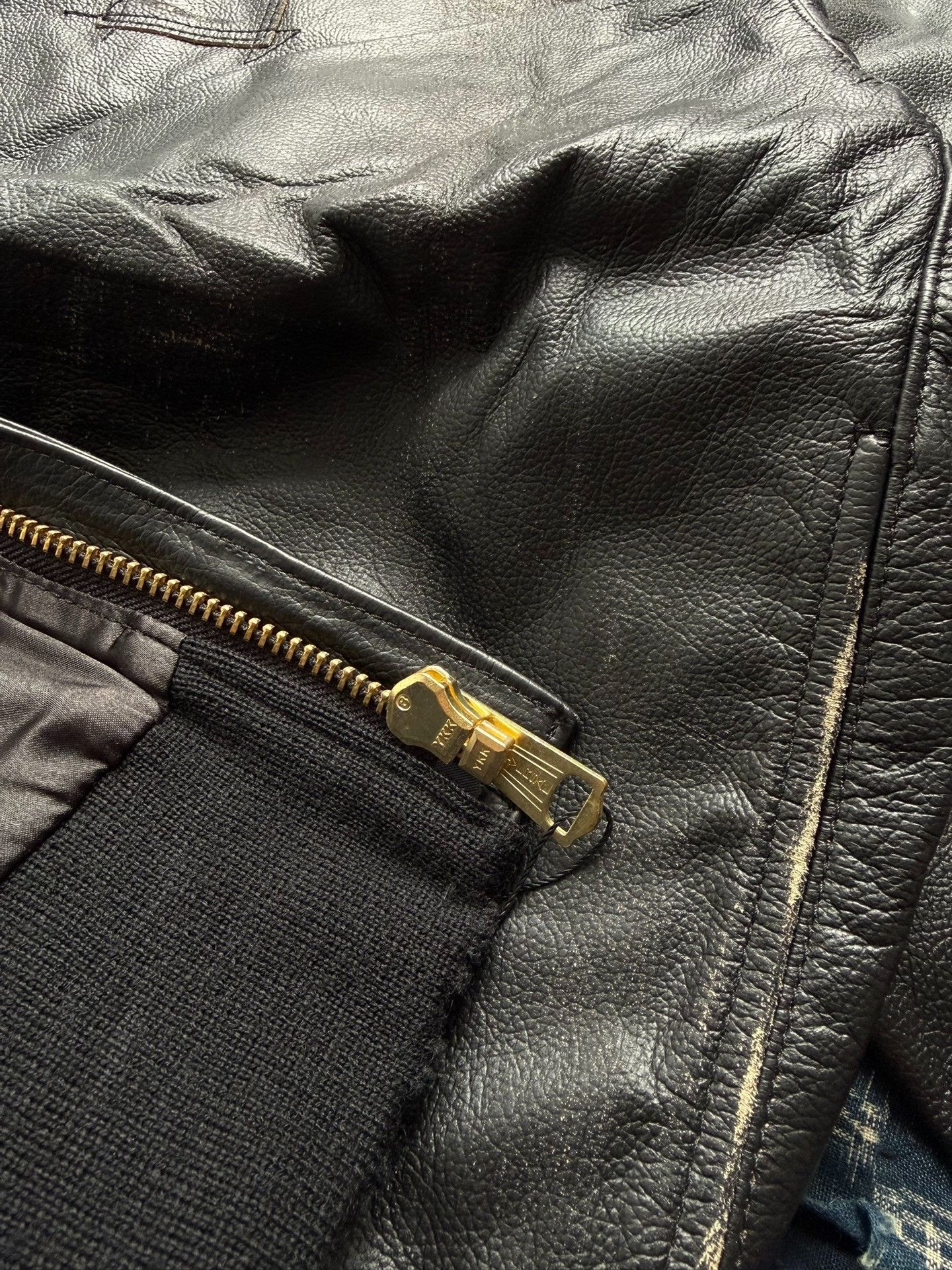 Madness MADNESS Leather A2 Aviator Jacket Size US L / EU 52-54 / 3 - 8 Thumbnail